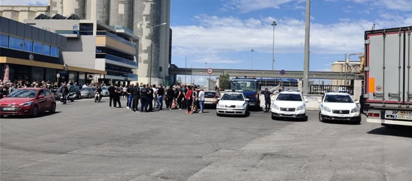 Κρήτη: Η πρώτη διαμαρτυρία κατά της μεταφοράς παράνομων μεταναστών από τη Λιβύη - «Δεν θα μεταφέρετε τον ISIS εδώ»